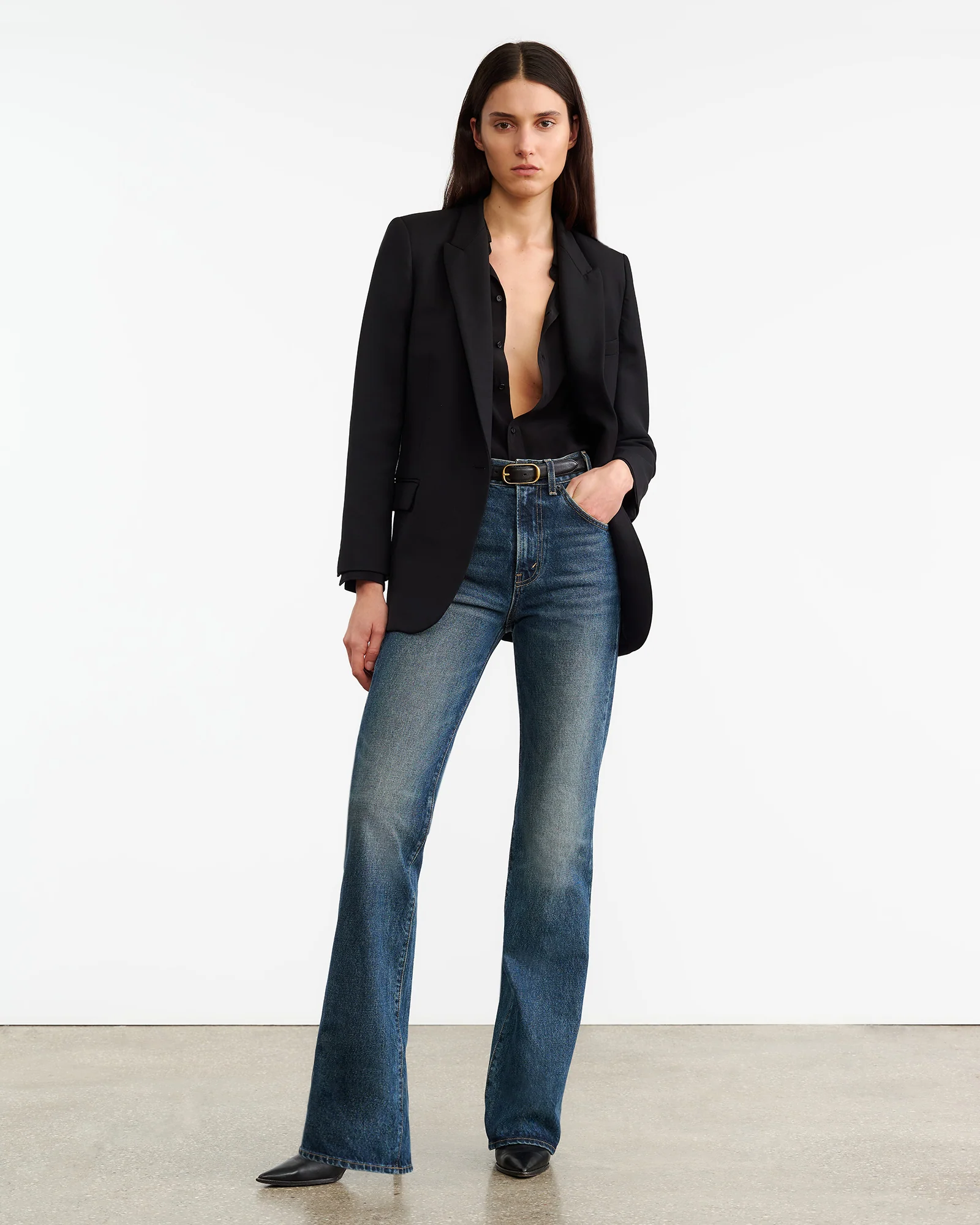 DIANE BLAZER - Image 5