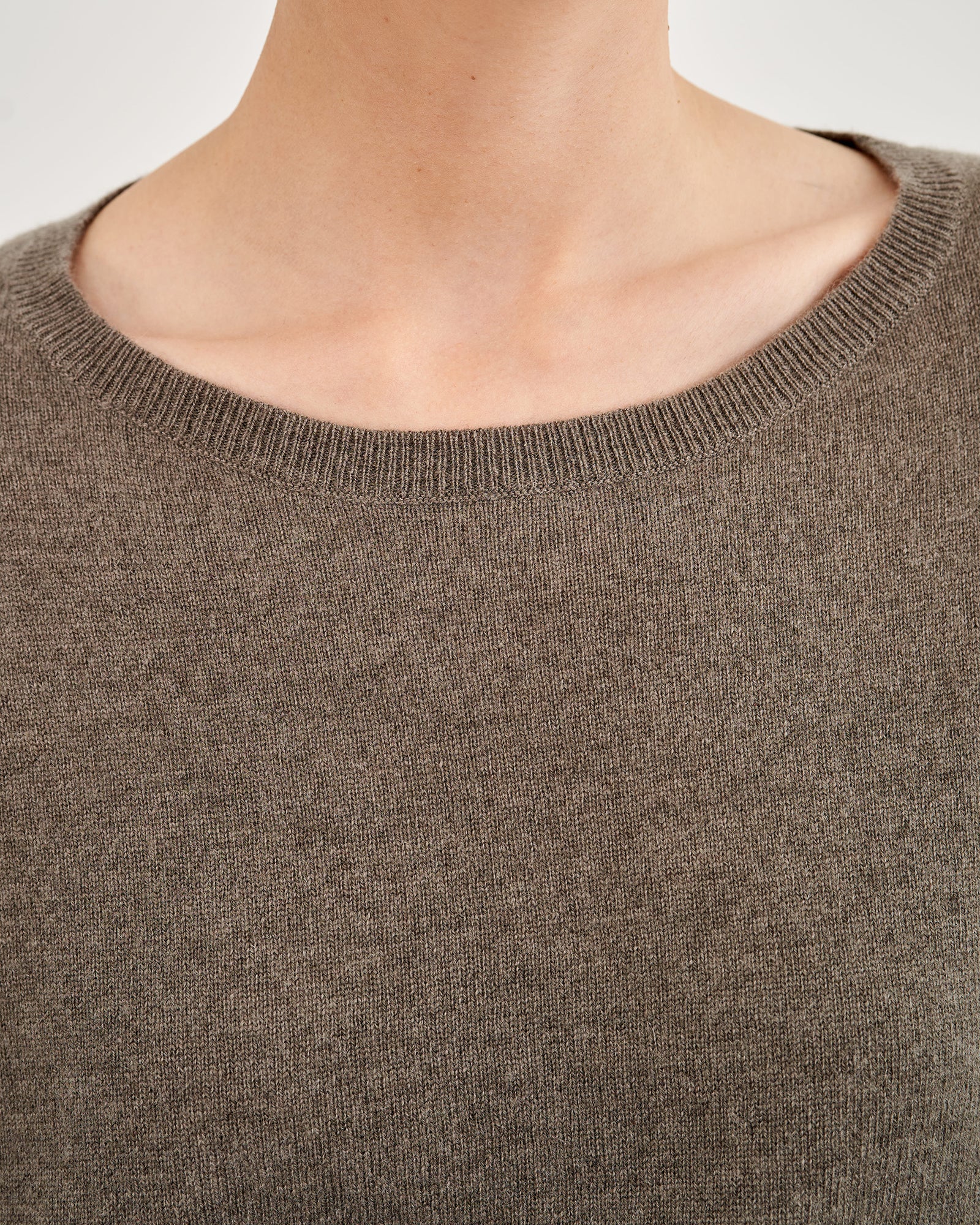 BOYFRIEND CASHMERE SWEATER - Image 37