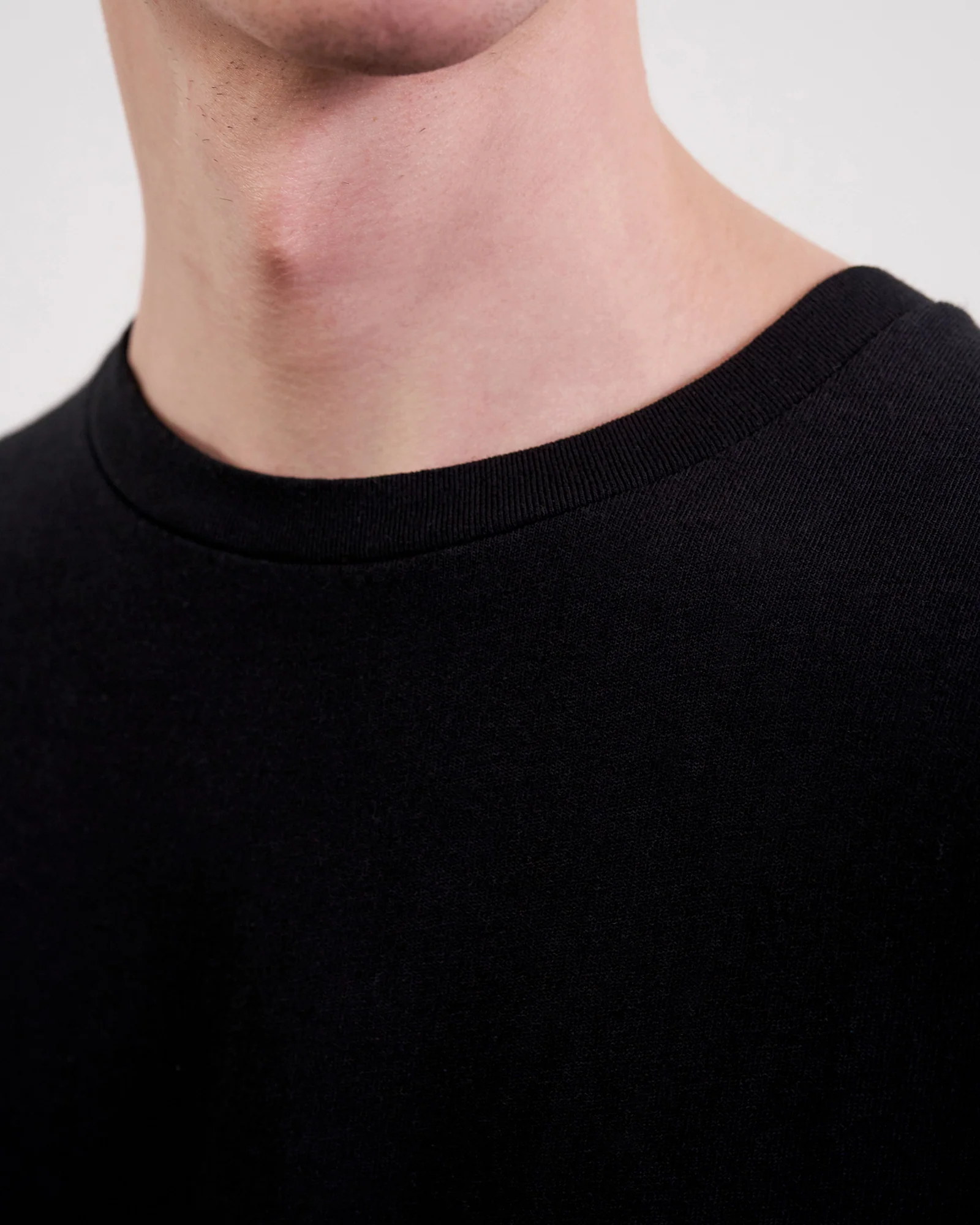 BRADLEY TEE - Image 9