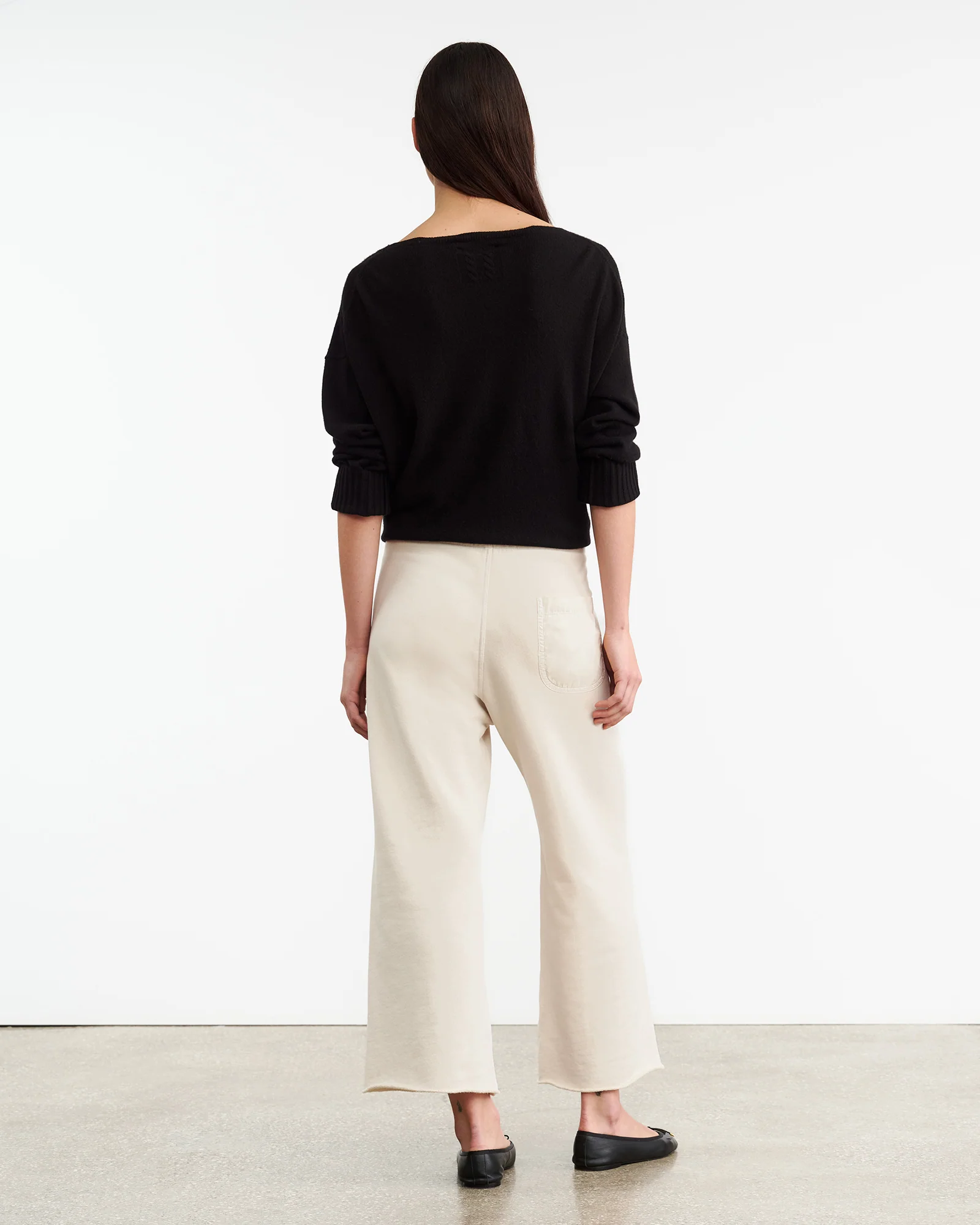 KIKI SWEATPANT - Image 17