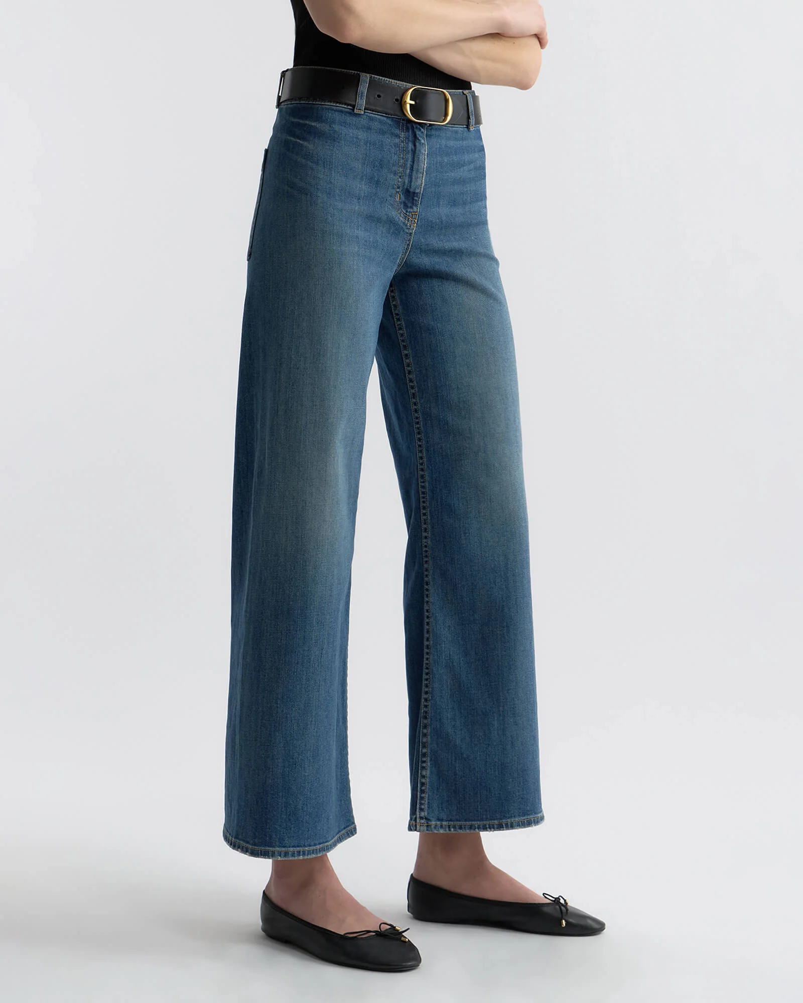 MEGAN JEAN - Image 4